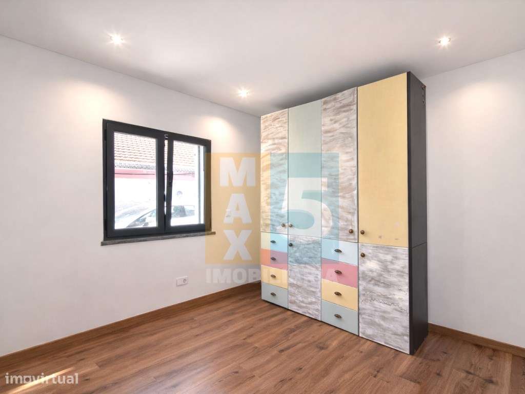 Moradia com 2 terraços em zona calma - Montijo-13