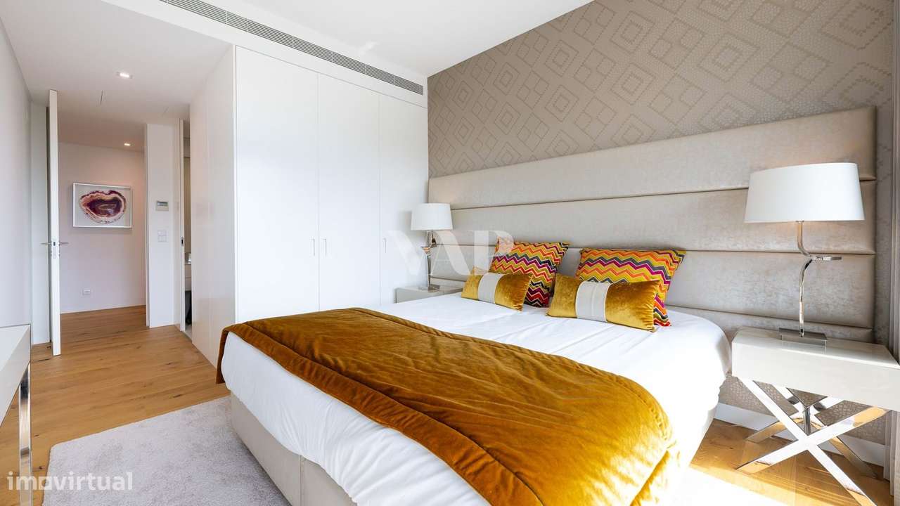 Apartamento T3 de Luxo com Piscina em Vilamoura-18