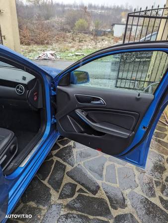 Mercedes-Benz A 200 CDI BlueEFFICIENCY - 15