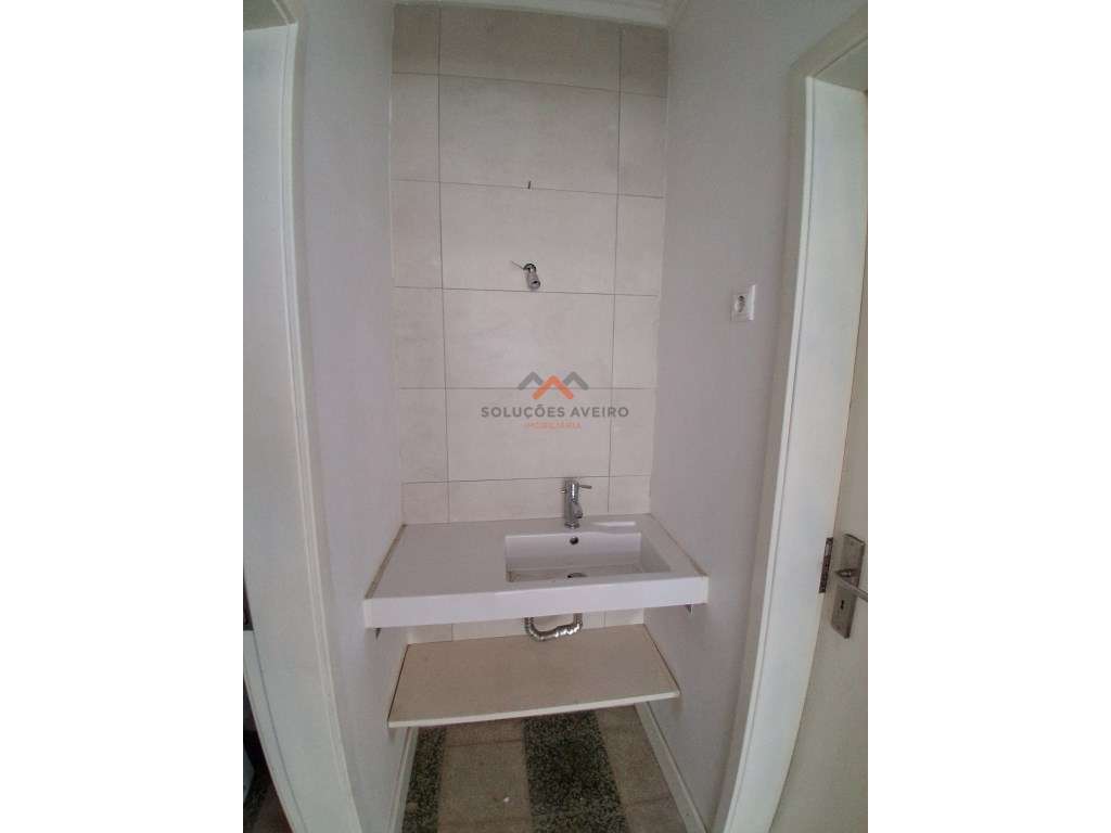 Loja para Comércio na Baixa de Águeda - Grande imagem: 5/8