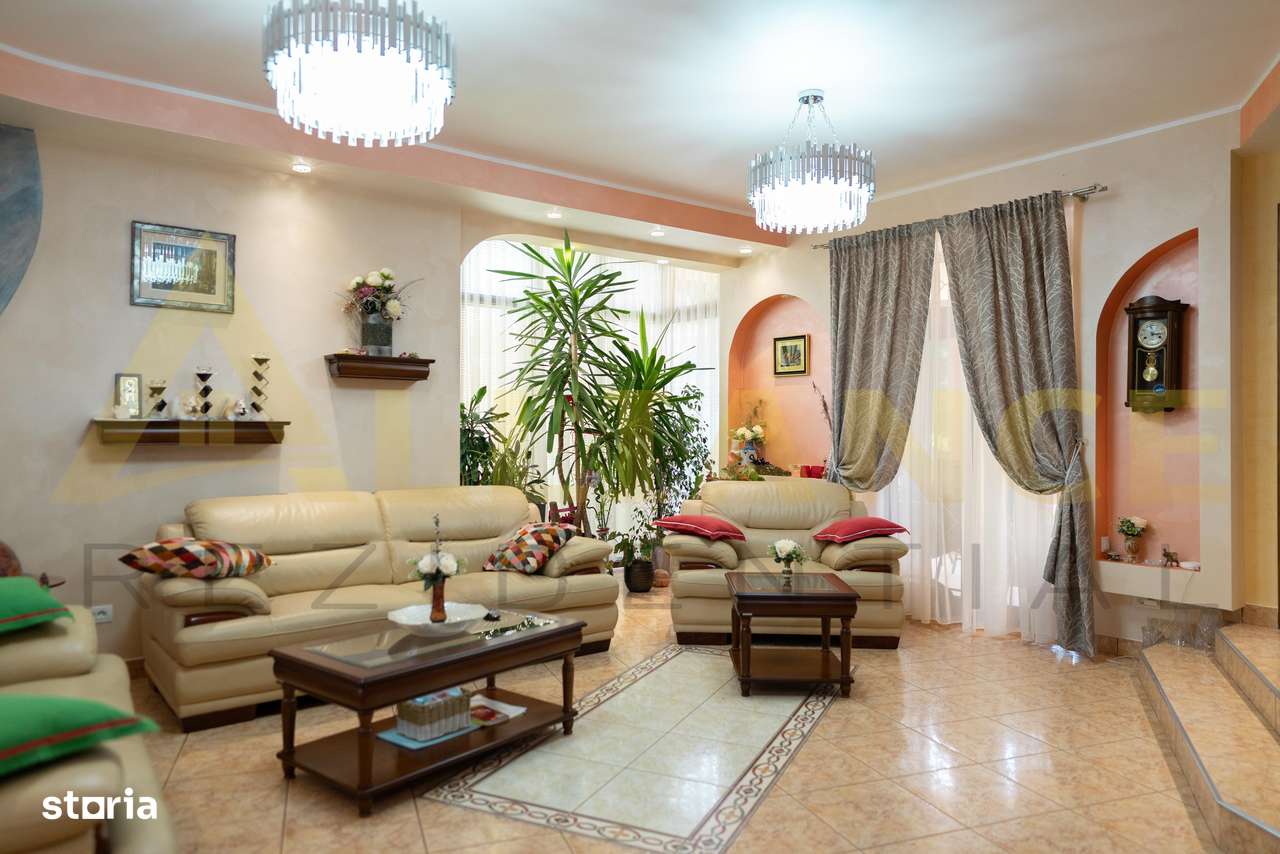 Vila de lux 7 camere si 7 bai + Piscina exterioara - Imagine principală: 2/20