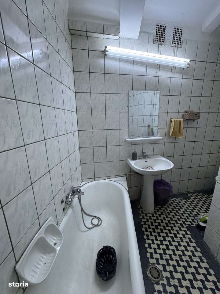 Inchirere spatiu Matei Basarab Unirii pretabil birou locuinta - Imagine principală: 5/5