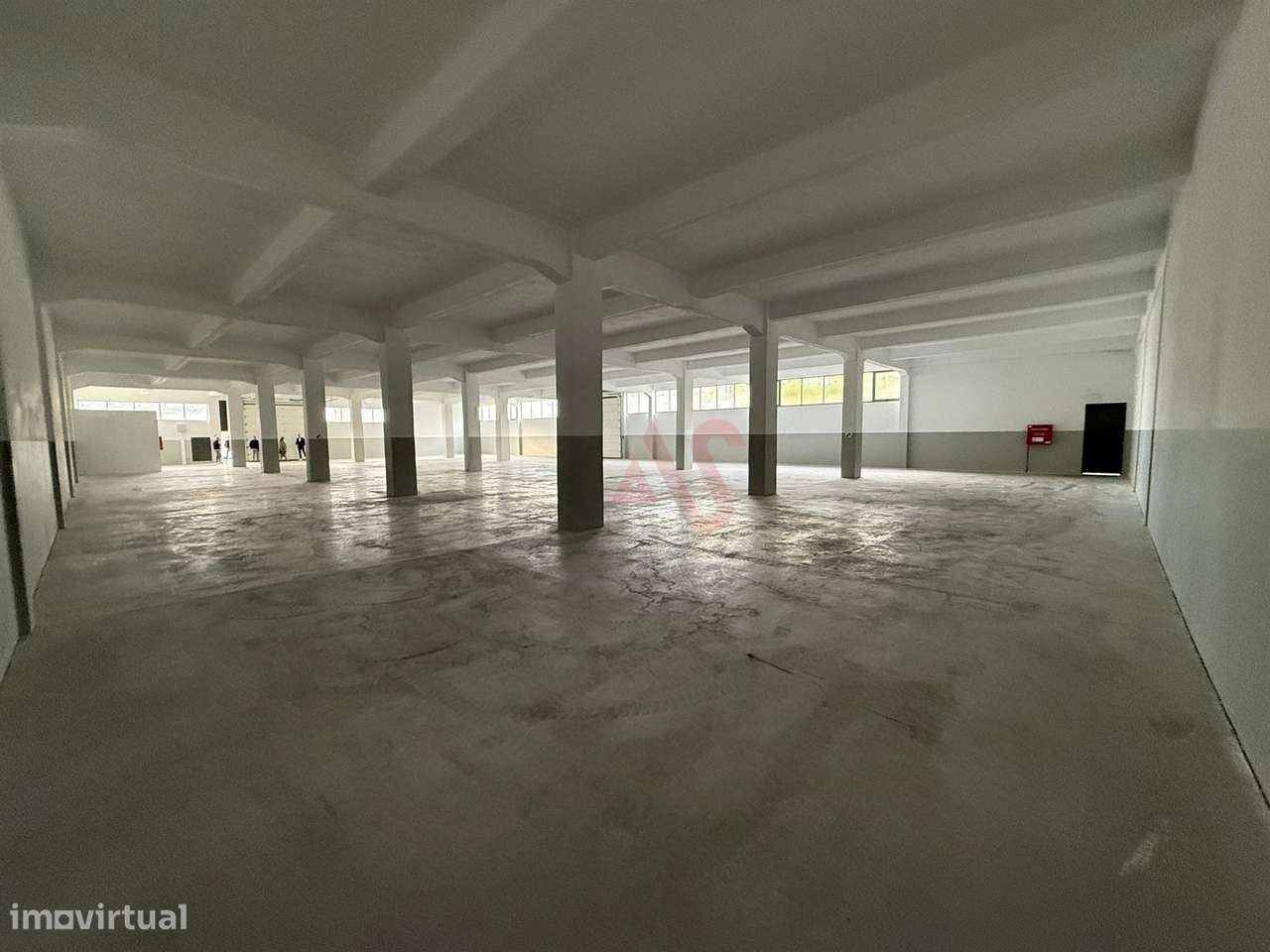 Pavilhão Industrial com 1.019 m2 Fermentões, Guimarães - Grande imagem: 3/10