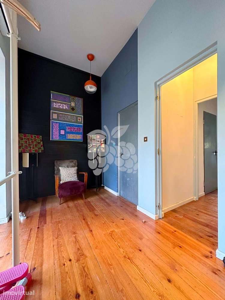 Prédio / Moradia com 2 andares, com projecto-30