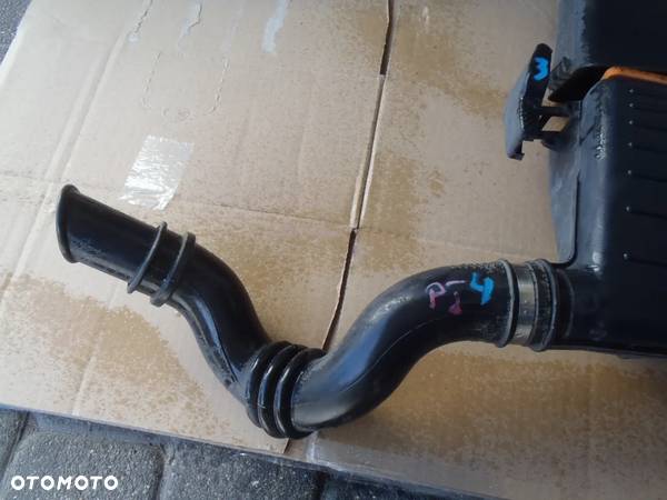 obudowa filtra powietrza zatrzaski termostat rura  fiat uno punto I lancia seicento spi cinquecento sporting 1.1 1.2 8v - 13