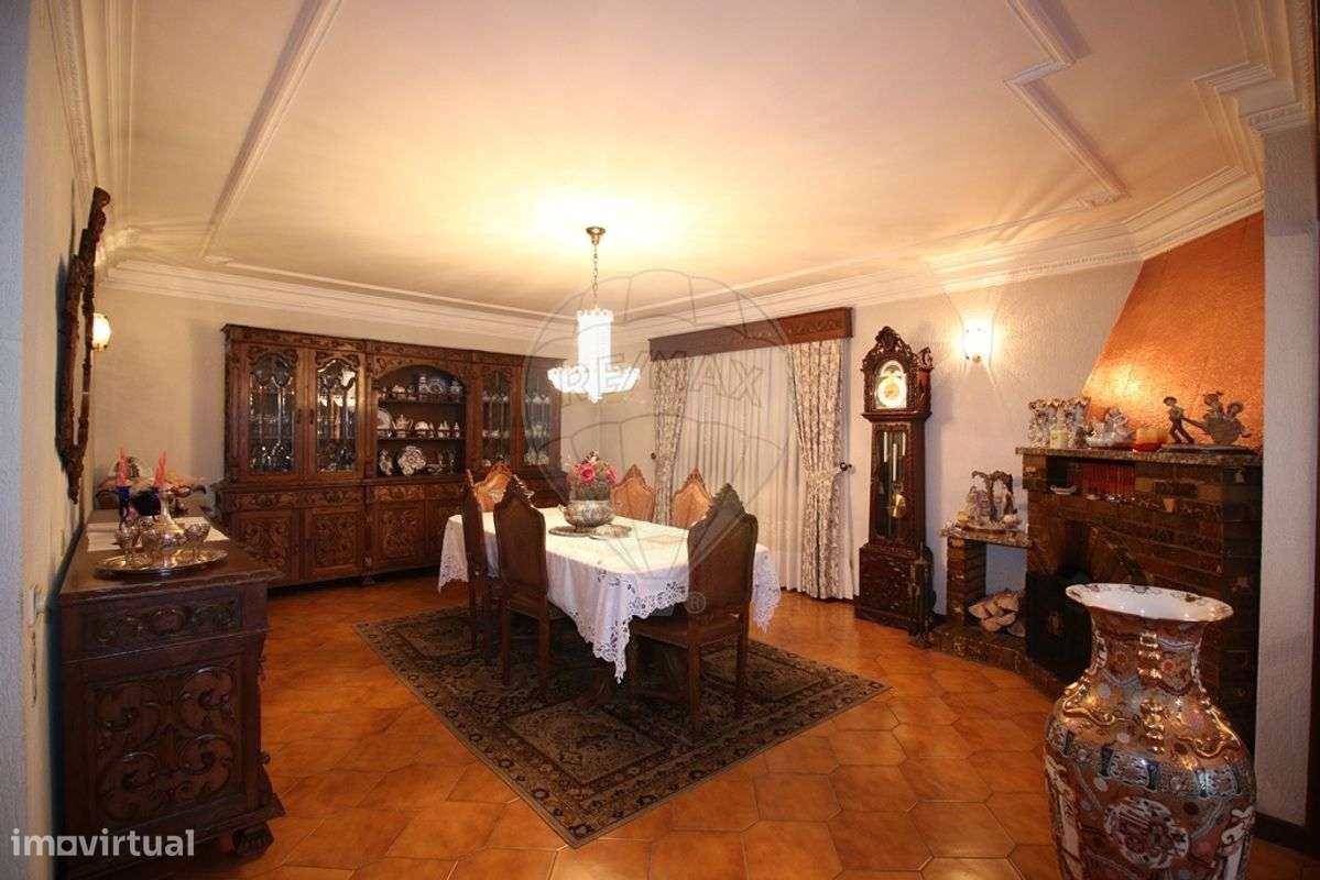 Moradia T5 para venda - Grande imagem: 3/32