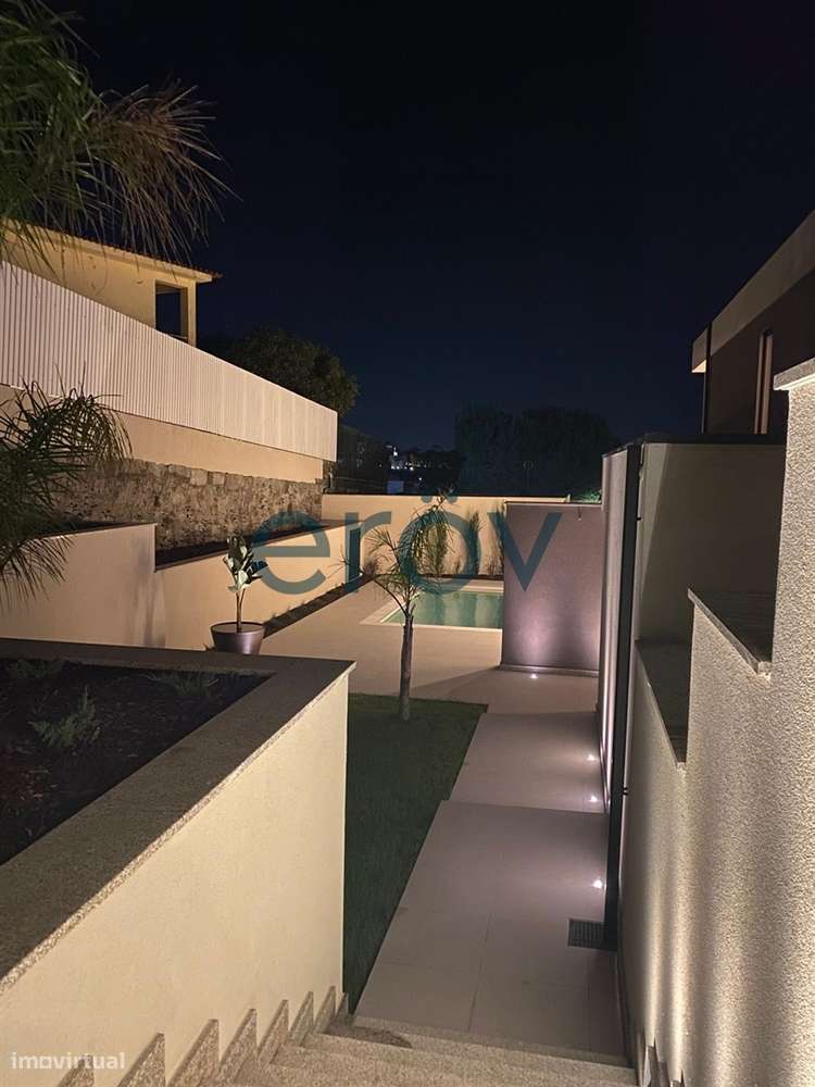 Moradia T4 de Luxo em Requião – Vila Nova de Famalicão-48