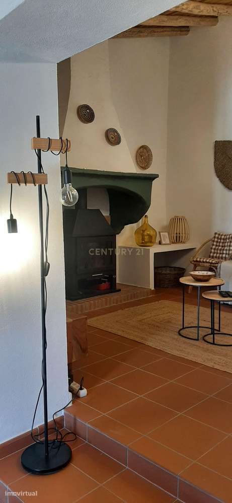 Oportunidade no coração do Alentejo! Moradia térrea T4 em Safara! Uma-13