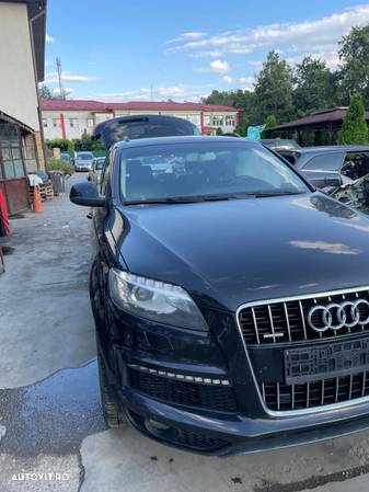 Dezmembram Audi Q7 2014 3.0 tdci crc - 2