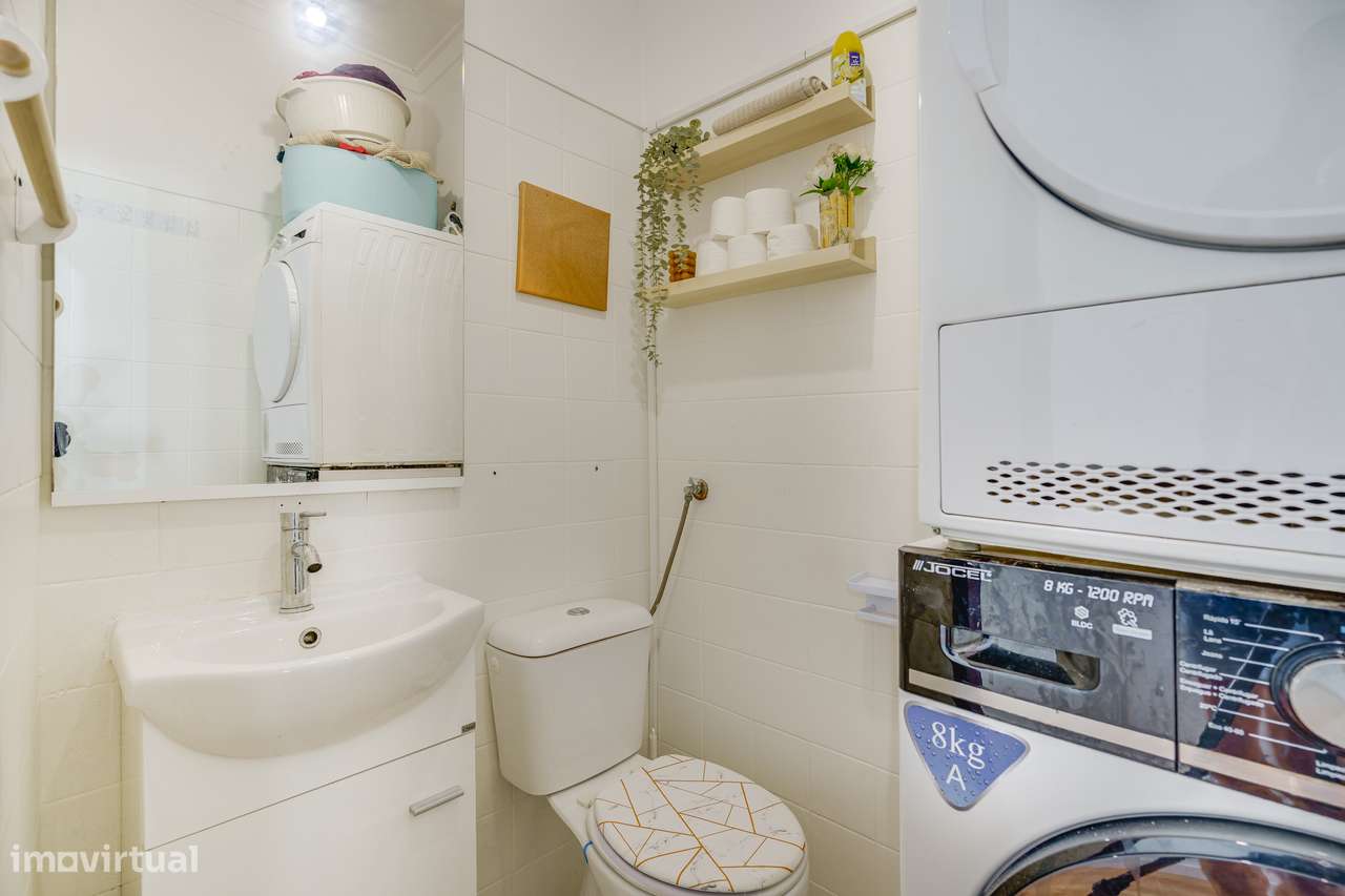 APARTAMENTO T3 | REMODELADO | TERRAÇO 100M2 | MEM MARTINS |  ELEVADOR-15