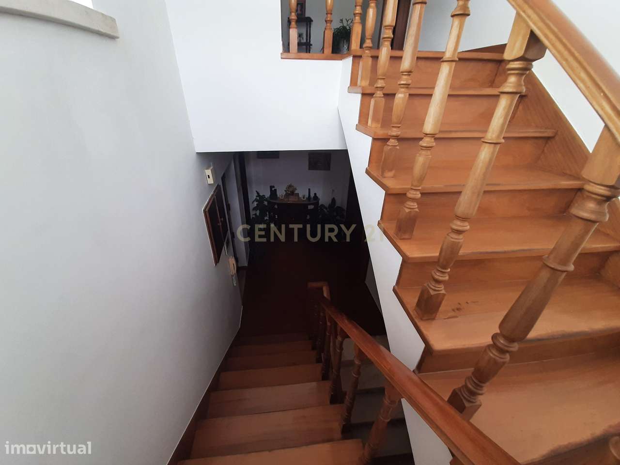 Espetacular Moradia T3 em Lousa com Garagem e Varandas-36