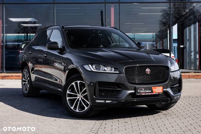 Jaguar F-Pace P250 AWD R-Dynamic SE - 5