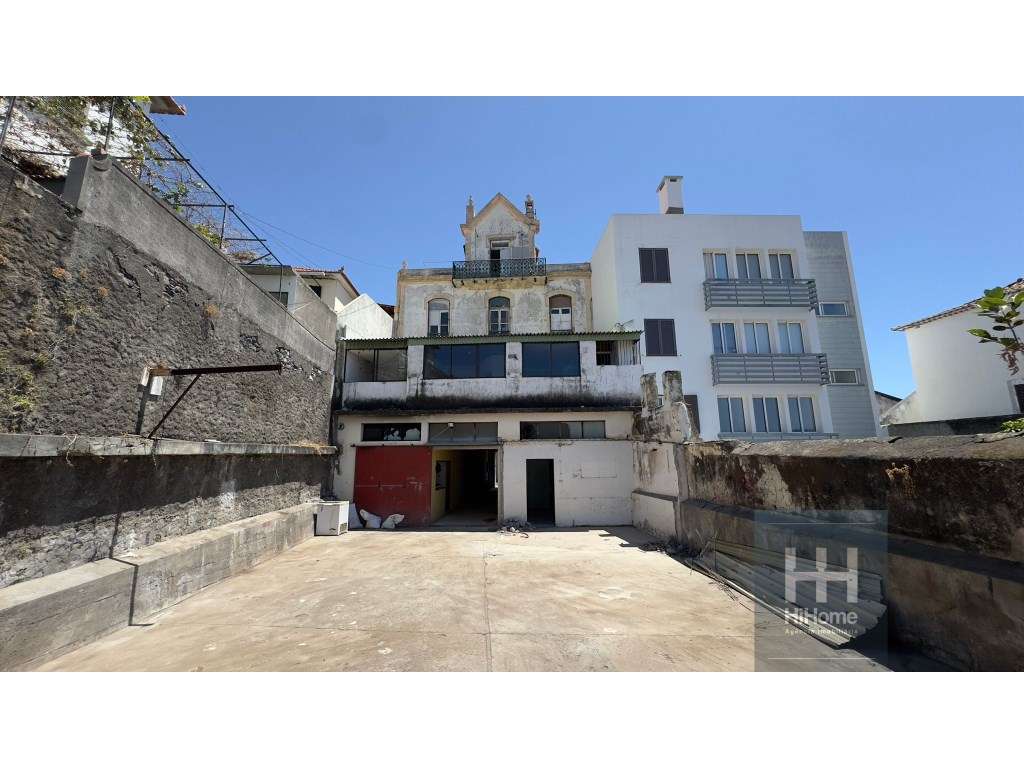 Prédio para remodelação total com vista mar | Santa Luzia, Funchal - Grande imagem: 3/37
