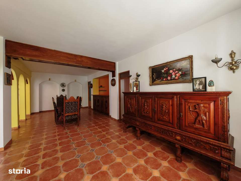 Vila in Pipera, spatioasa, retrasa, multifamiliala - intimitate totala-10