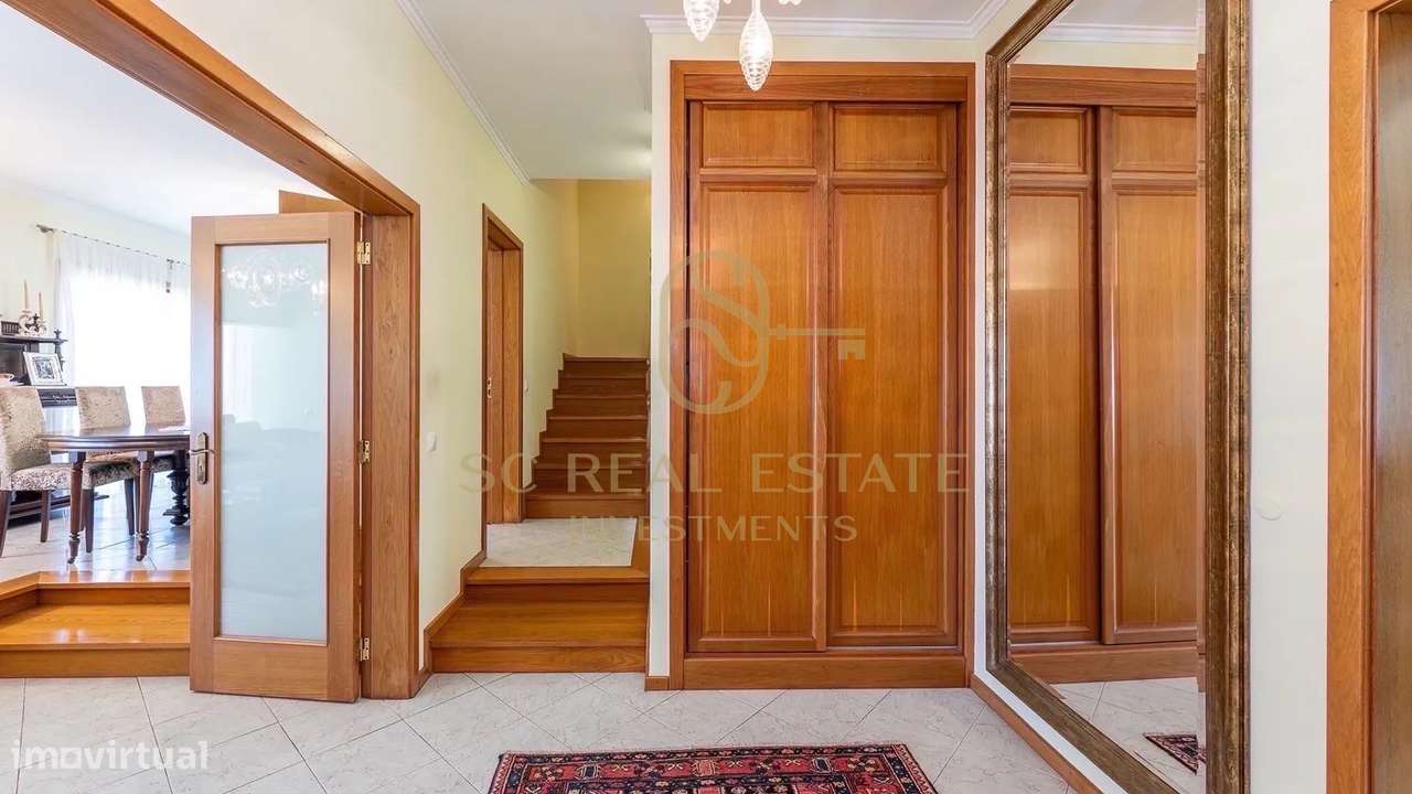 Moradia T4 com Piscina, 3 frentes, 300 mts Praia, São Félix Marinha-10