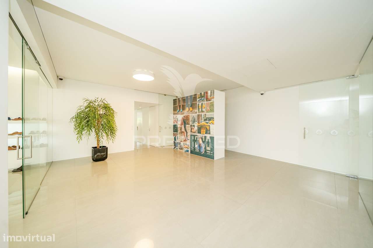 Extraordinário Armazém em Urgezes, Guimarães - Grande imagem: 5/22