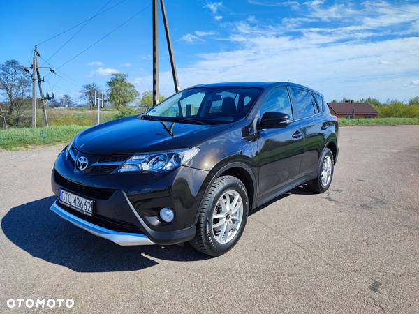 Toyota RAV4 - 1