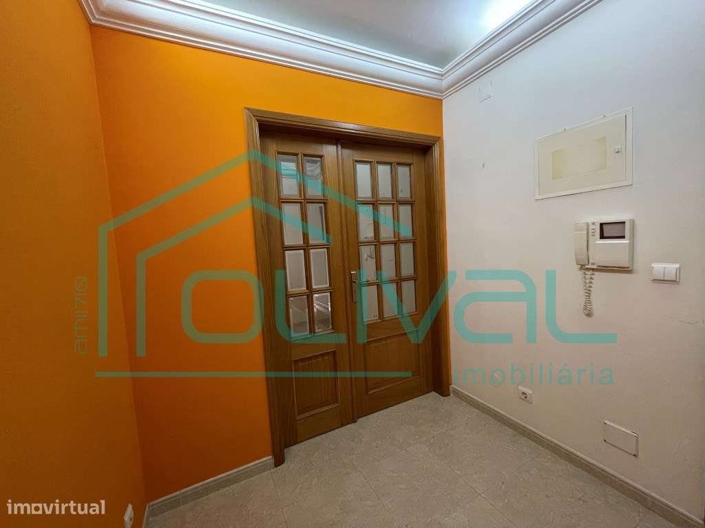 Apartamento T3 com parqueamento e arrecadação na 2ª Fase da Qta. Pi...-34