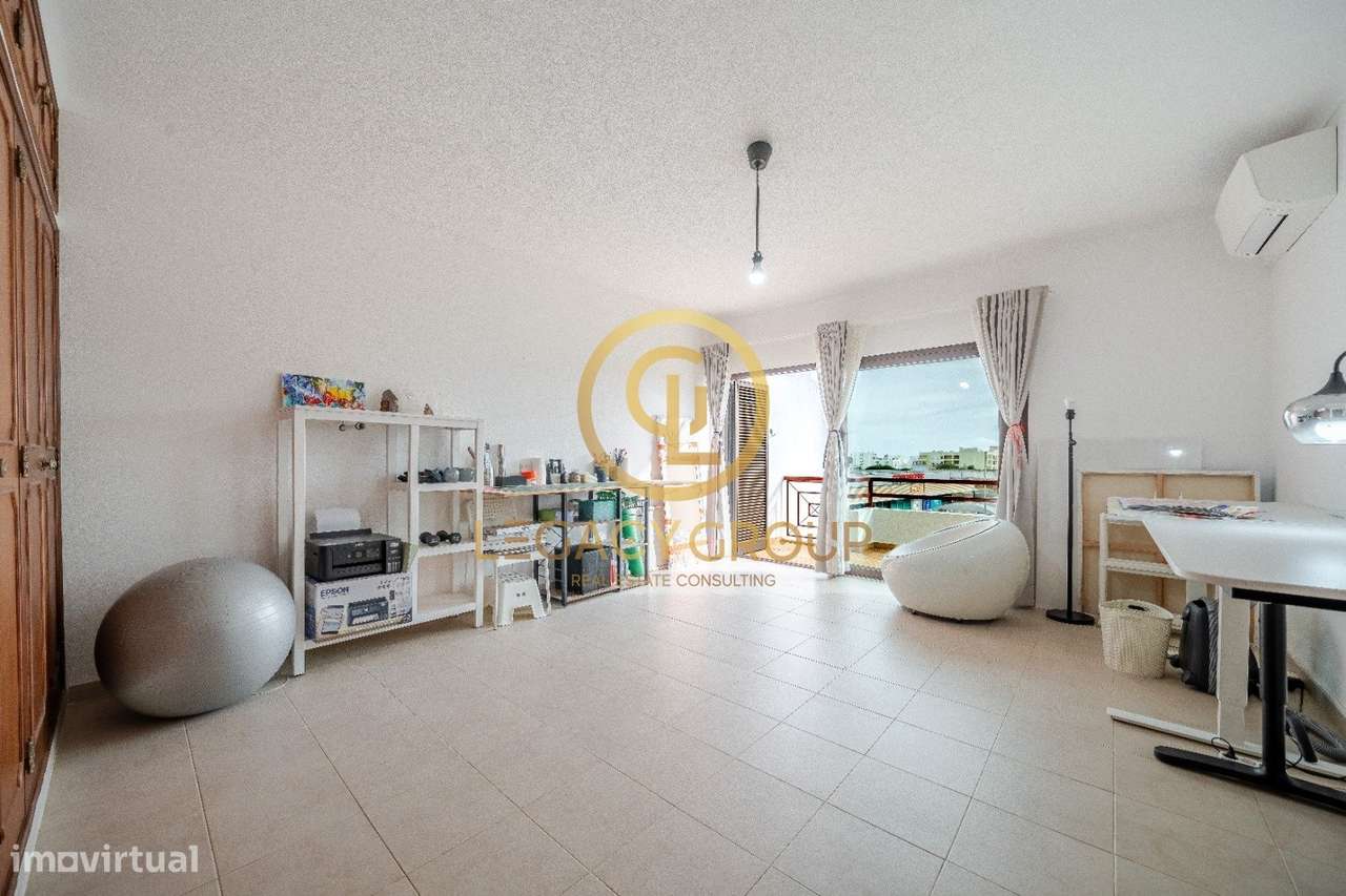 Apartamento T2 Com Piscina e estacionamento em Armação de Pera-25