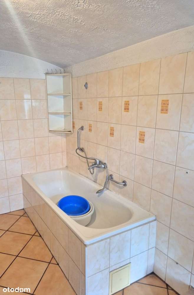 sprzedaż-dom jednorodzinny zabudowaniami Garwół/Wołów-11