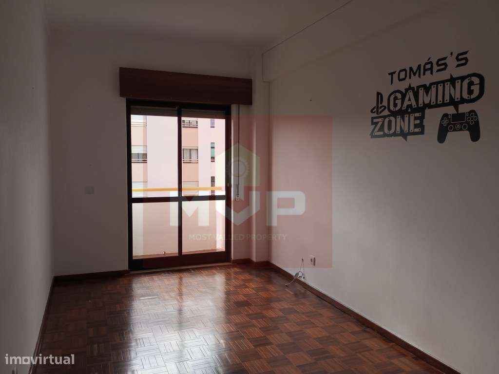Apartamento T3 em Faro-8