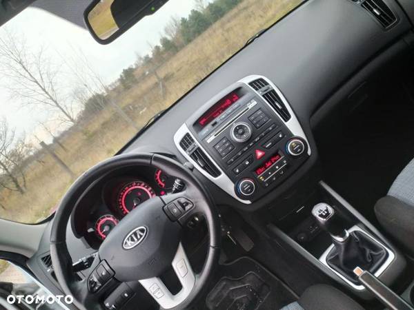 Kia Ceed - 17