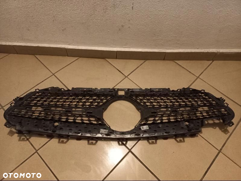 ATRAPA GRILL KRATKA ZDERZAKA MERCEDES CLS W257 AMG - 8