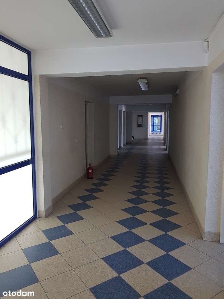 dwupoziomowy lokal użytkowy - bezpośrednio - Grajewo, Os. Centrum 7-5