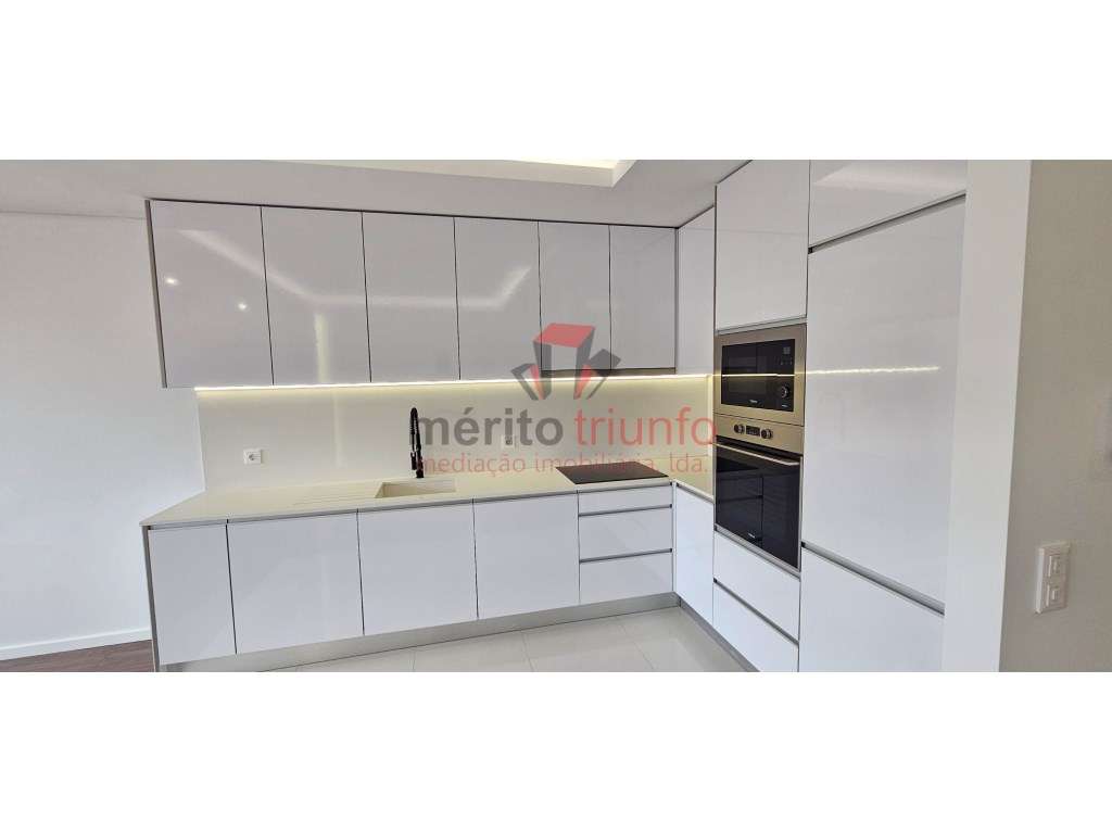 Oferta Escritura e Registo- Apartamento T3 NOVO - Ramalde - Porto - Grande imagem: 5/42