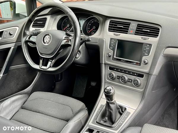 Volkswagen Golf Variant 2.0 TDI SCR Comfortline - 15