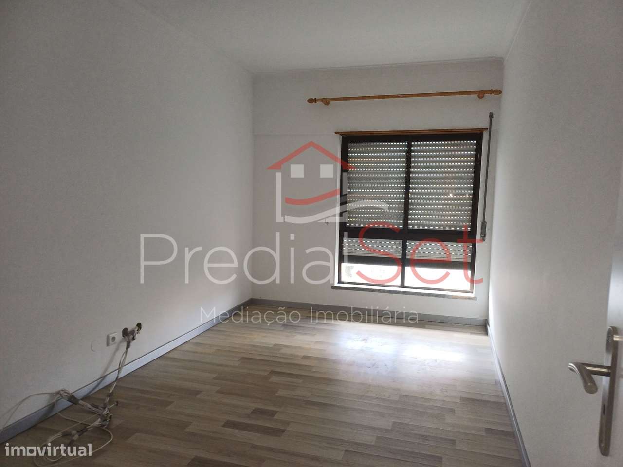 Apartamento T4  em Monte Belo Norte -Setúbal-29