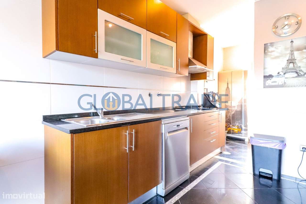 Moradia T3 com Terraço em Valbom-31