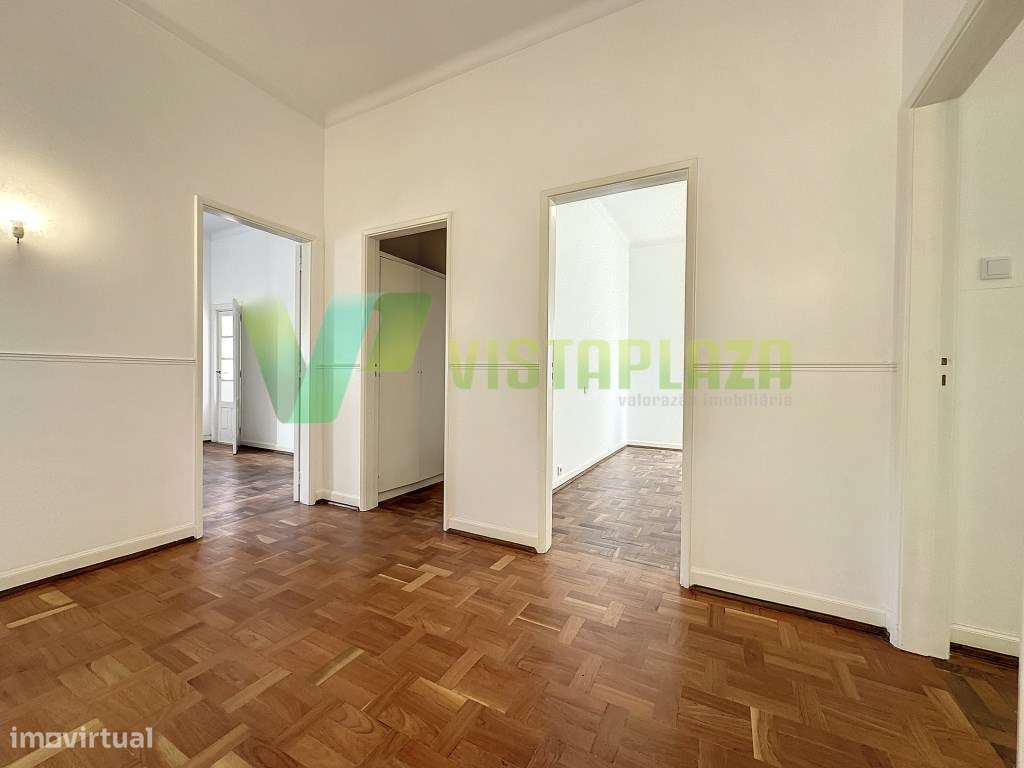 Moradia T4 Remodelada Centro de Portimão-18
