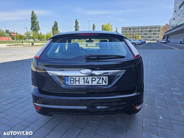 Ford Focus 1.6 TDCI 90 CP Trend - 11