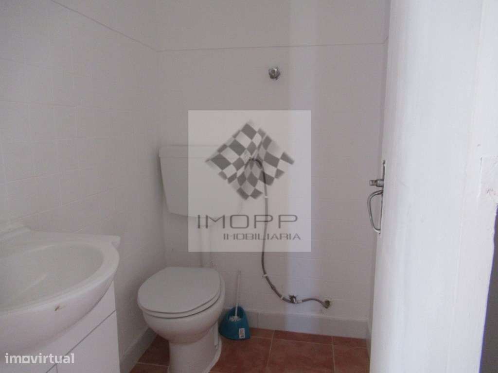 Loja com excelente localização na Reboleira - Grande imagem: 5/22