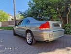 Volvo S60 - 4