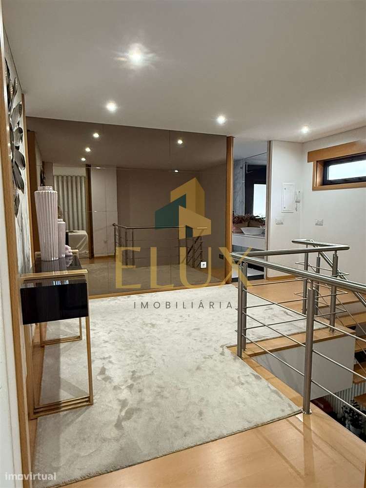 Moradia Geminada T3 Venda em Lustosa e Barrosas (Santo Estêvão),Lousad-12