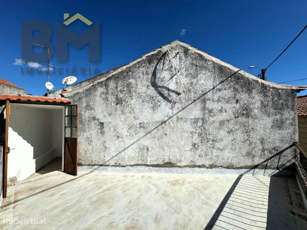 Moradia T2 com terraço para venda em Escalos de Cima!-12