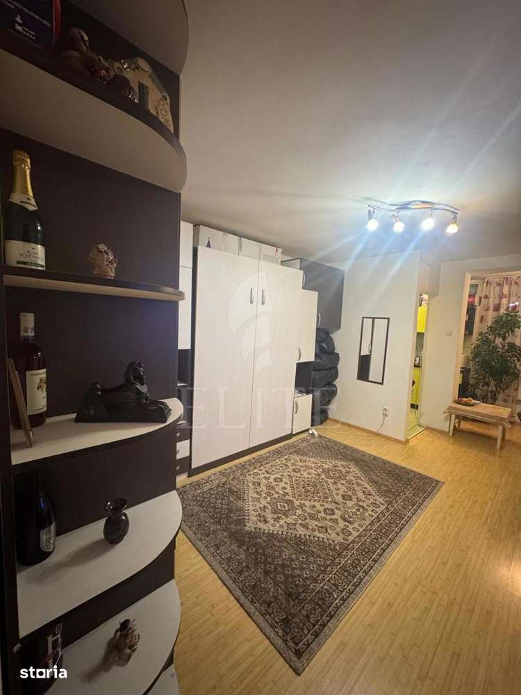 Garsoniera în zona COMPLEX DIANA-4