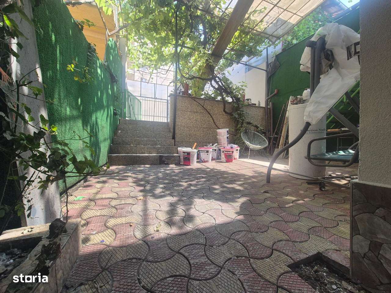 Casa locuibila, 157 mp + Curte, Constructie Caramida - TOMIS I-11