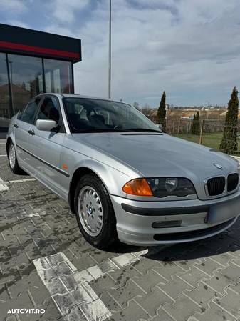 BMW Seria 3 316i - 2