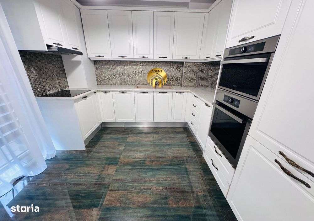 Casa 4 Camere in Complex Rezidential, Central, Panouri Solare-0