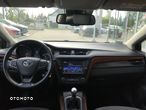 Toyota Avensis 1.8 Premium - 14