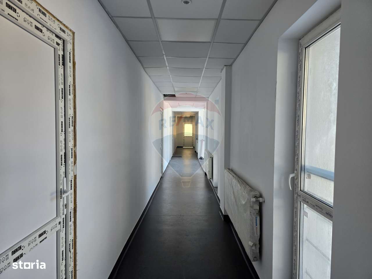 Vila / Pensiune / Camin / Azil seniori, zona superba Moeciu, parcare-12