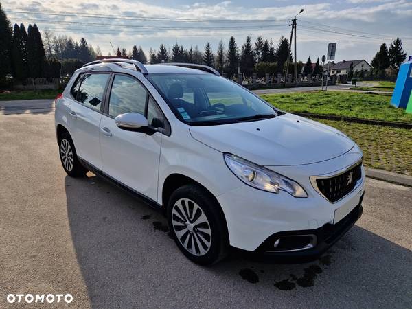 Peugeot 2008 1.6 BlueHDi Style - 6