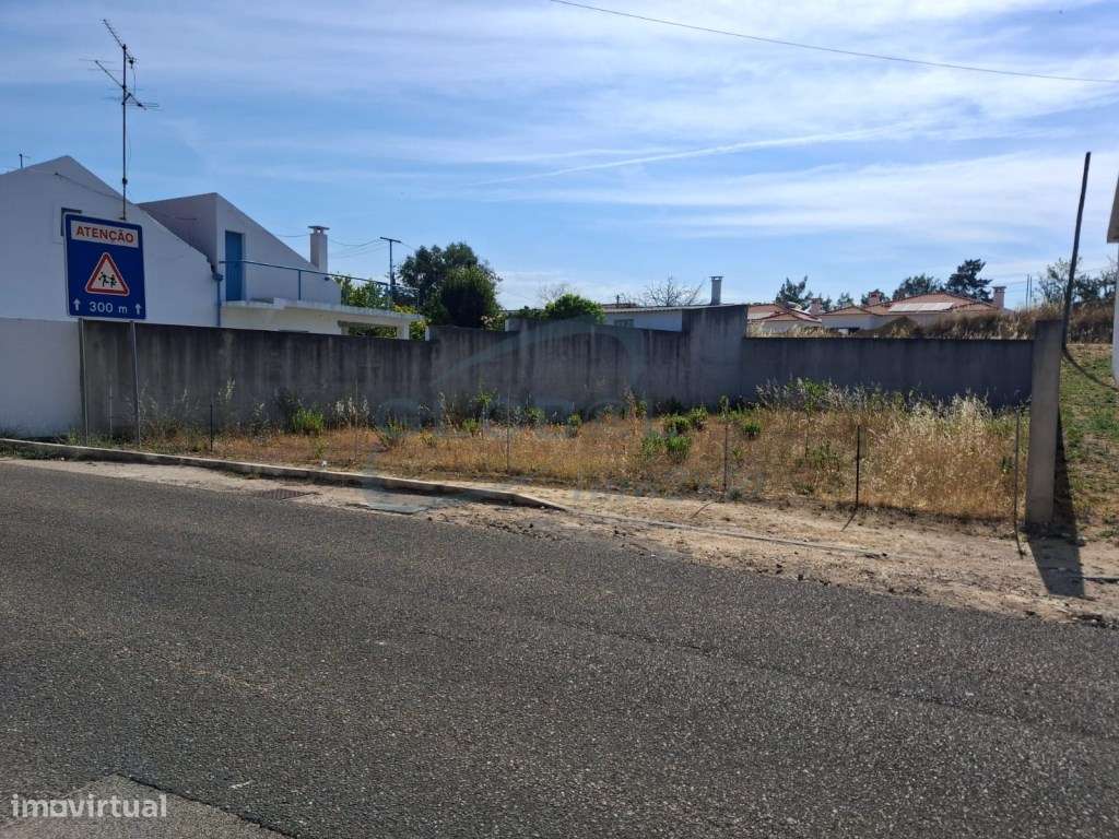 Terreno Urbano para Construção na Zona Alta de Alcanena-3