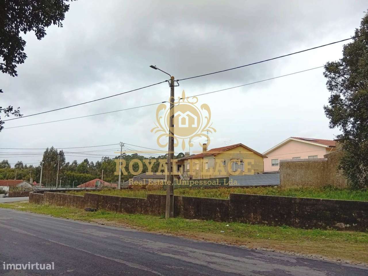 Terreno Urbano com 500m2 em Paços de Brandão, Santa Maria da Feira - Grande imagem: 4/13