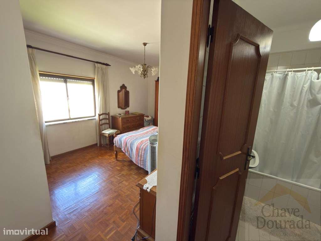 Fantástico apartamento T3 com sótão, na Av. Fernando Namora, com bo...-10