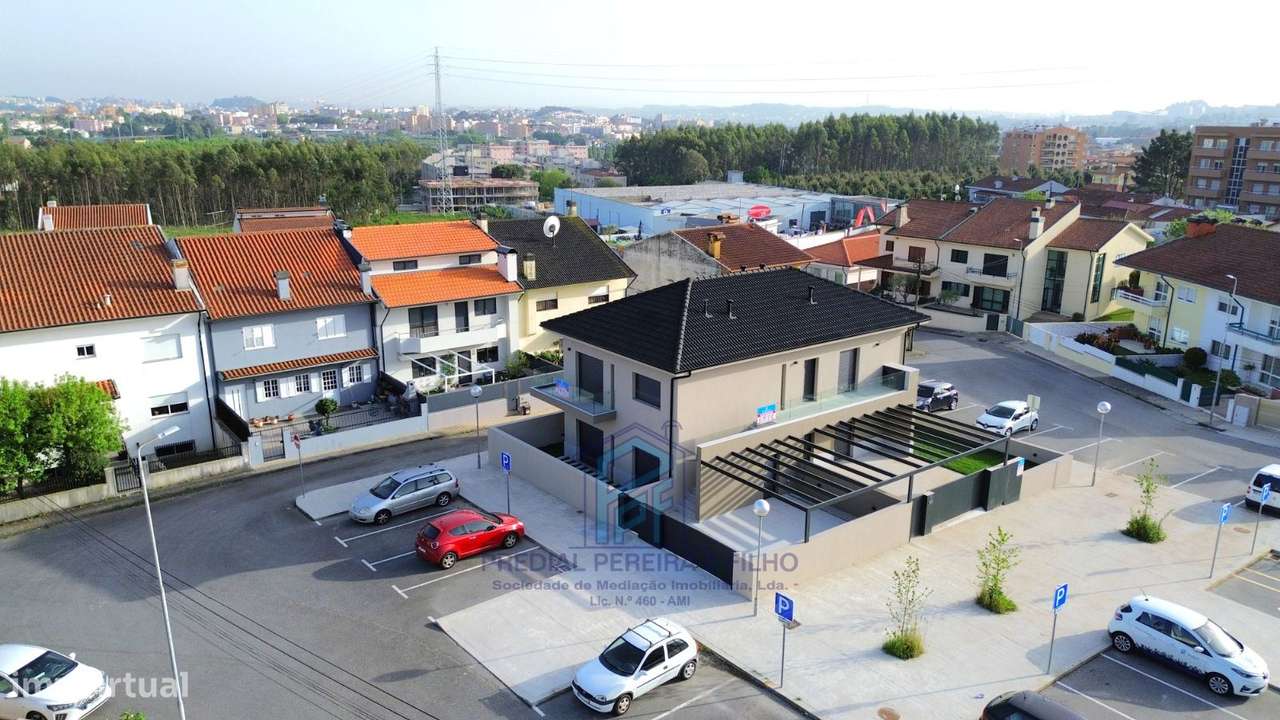 Andar Moradia T3  Novo -  Baguim (Rio Tinto)  | Junto Nova Via Nord...-1