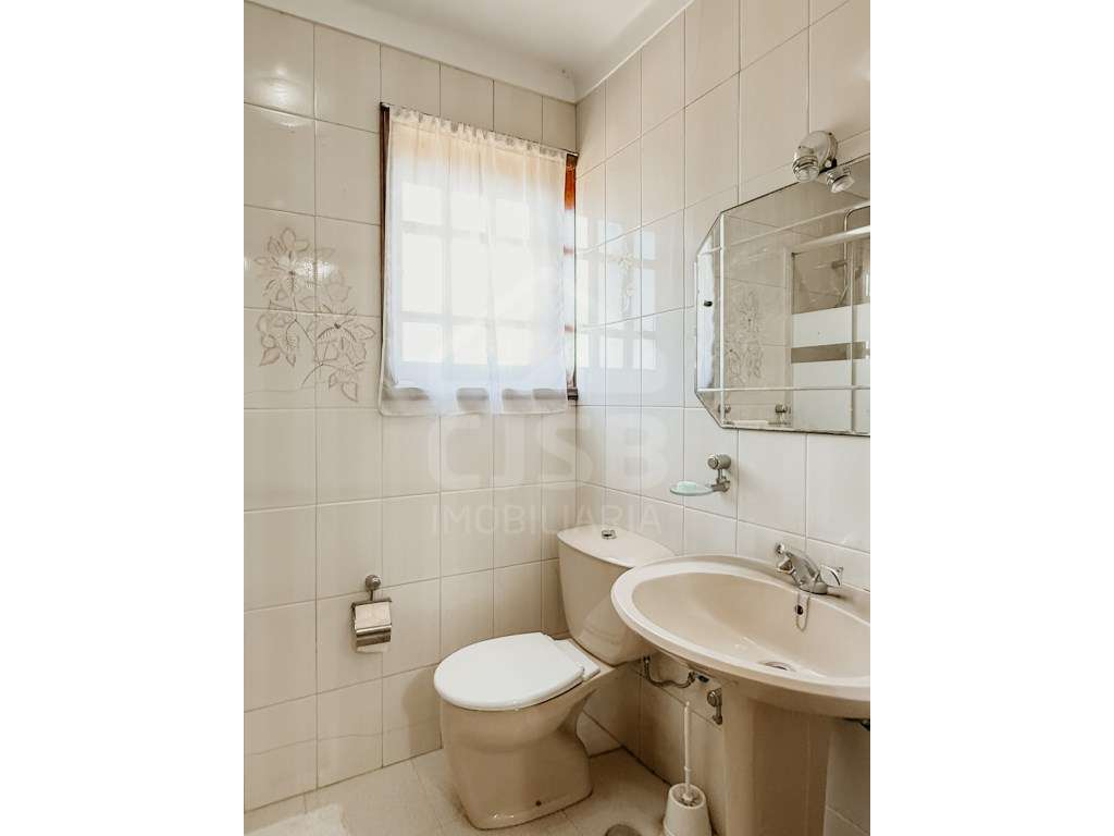 Moradia Isolada T5+3 em Salvaterra de Magos-25